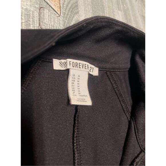 Forever 21 Active Jacket Womens M Medium Black Full Zip Pockets Mock Neck Long - Picture 4 of 6